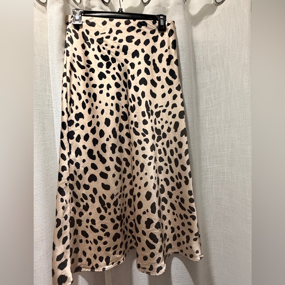Animal print satin skirt